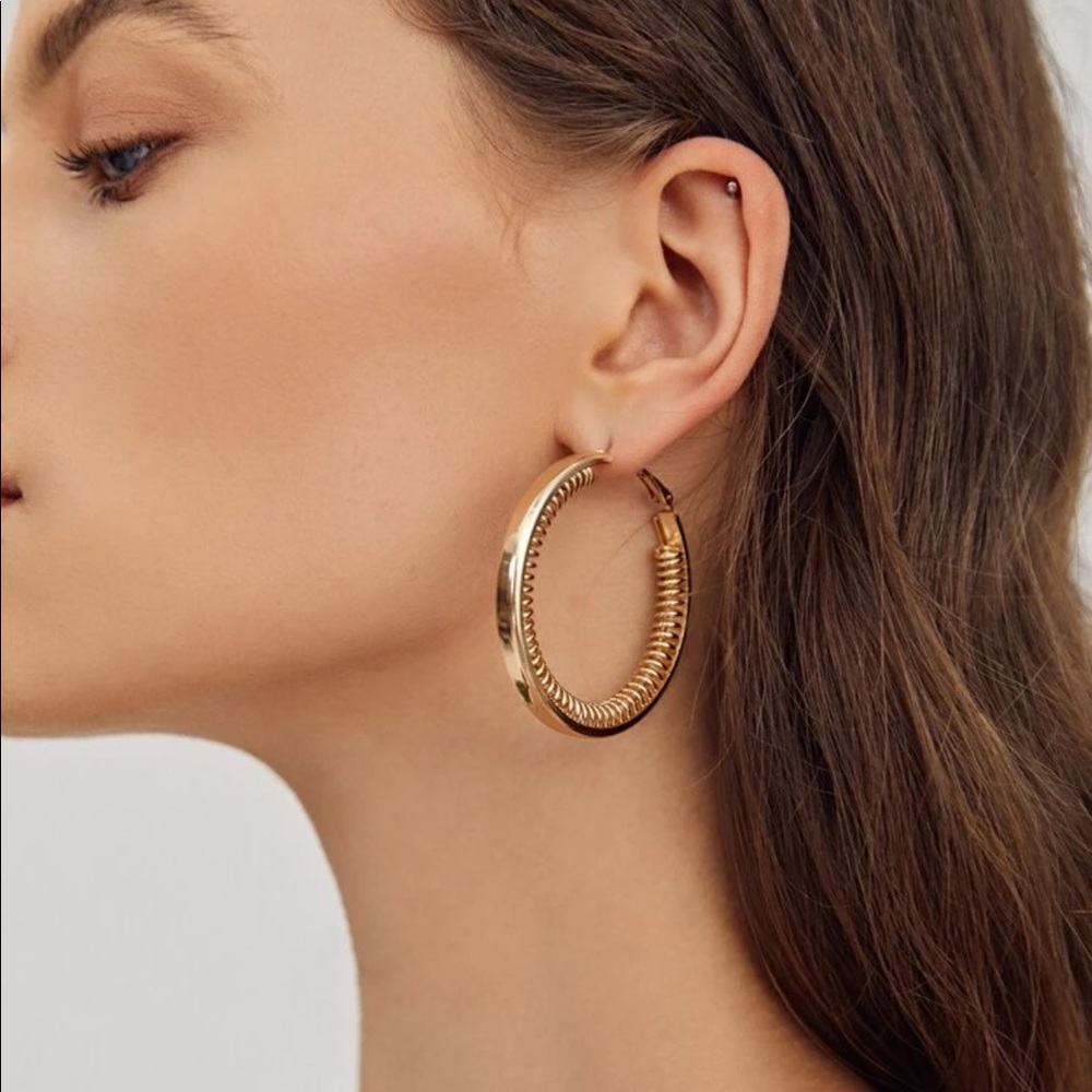 ¥ 18k Gold Big Hoop Earrings